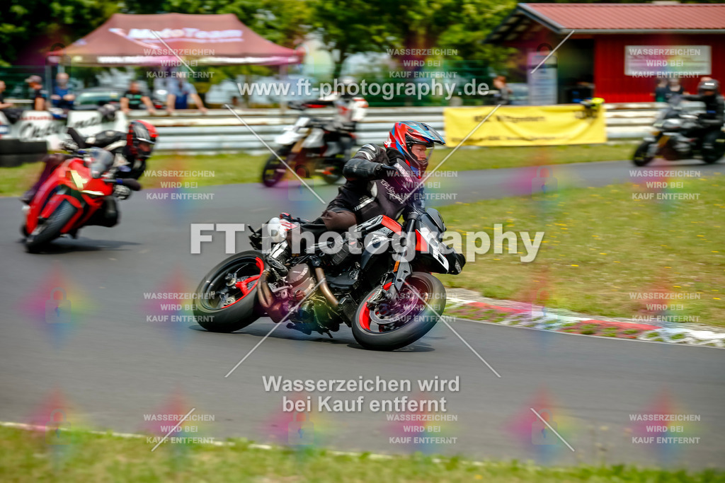 VBK-4746 | Hier findet Ihr Bilder von Touristenfahrten auf der Nürburgring Nordschleife oder von anderen Veranstaltungen die ich besucht habe. Viel Spass beim Durch Schauen 