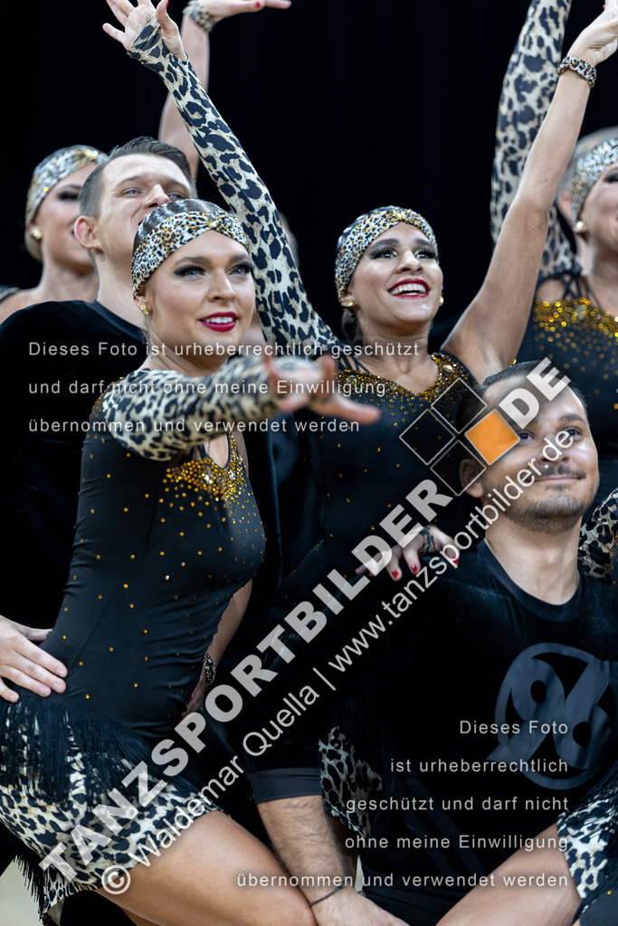 20240310-00891 | Hier finden Sie Tanz Bilder vom Latein und Standard Formationen tanzen. Sportbilder vom Tanzsport. Schöne Fotos und von Weltmeisterschaft, Europameisterschaft, Bundesliga, Regionalliga, Oberliga und Landesliga sowie von GOC Stuttgart, DanceComp, WM Bremen