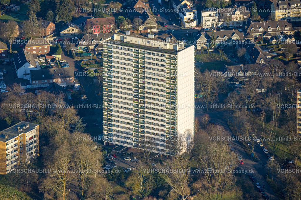 Duisburg241202333 | Luftbild, Die Weißen Riesen Hochhäuser Wohnpark Hochheide, Hochhaus-Wohnsiedlung, Fesnter und Balkone, Formen und Farben, Hochheide, Duisburg, Ruhrgebiet, Nordrhein-Westfalen, Deutschland