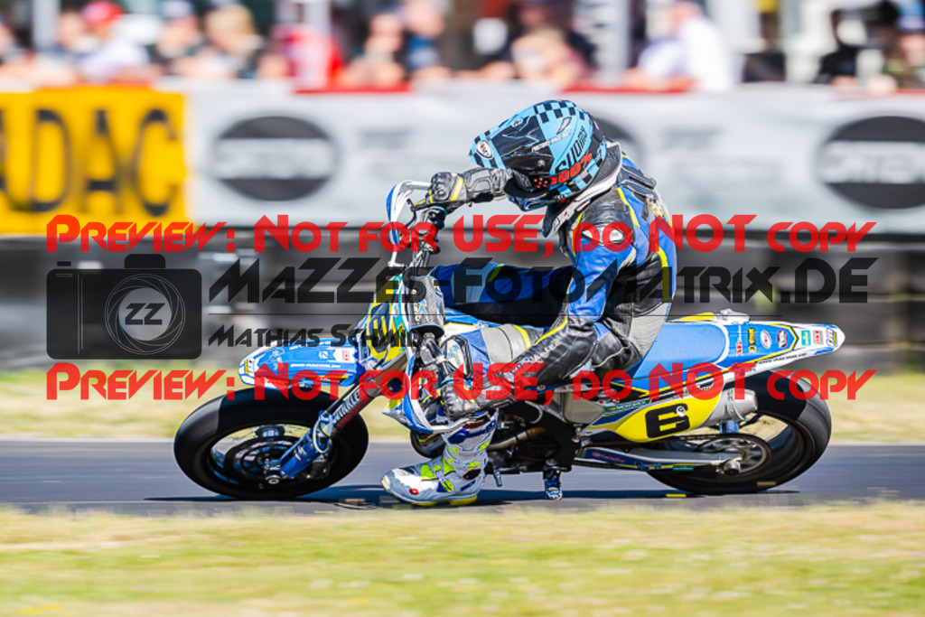 MaZZes_FotoMatrix_220703_7082 | S1