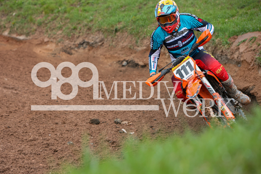 5E6A7895 | 989 MEDIAWORK