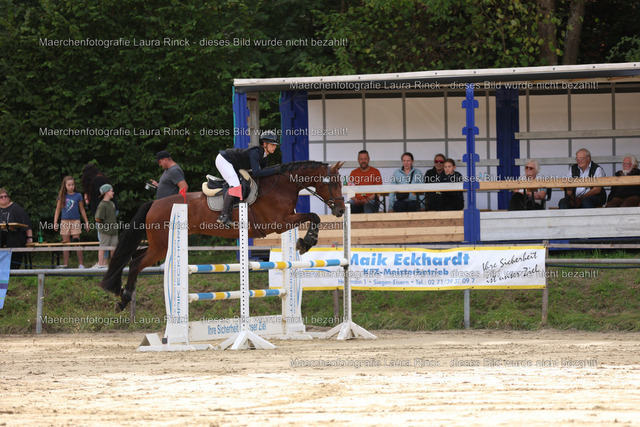 HG9A0152 | laurarinckfotografie - Realisiert mit Pictrs.com