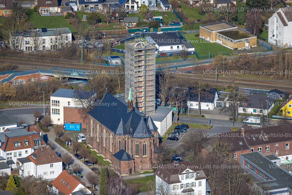 Unna230213145 | Luftbild, Herz Jesu Kirche mit Kirchturm Sanierung, Königsborn, Unna, Ruhrgebiet, Nordrhein-Westfalen, Deutschland