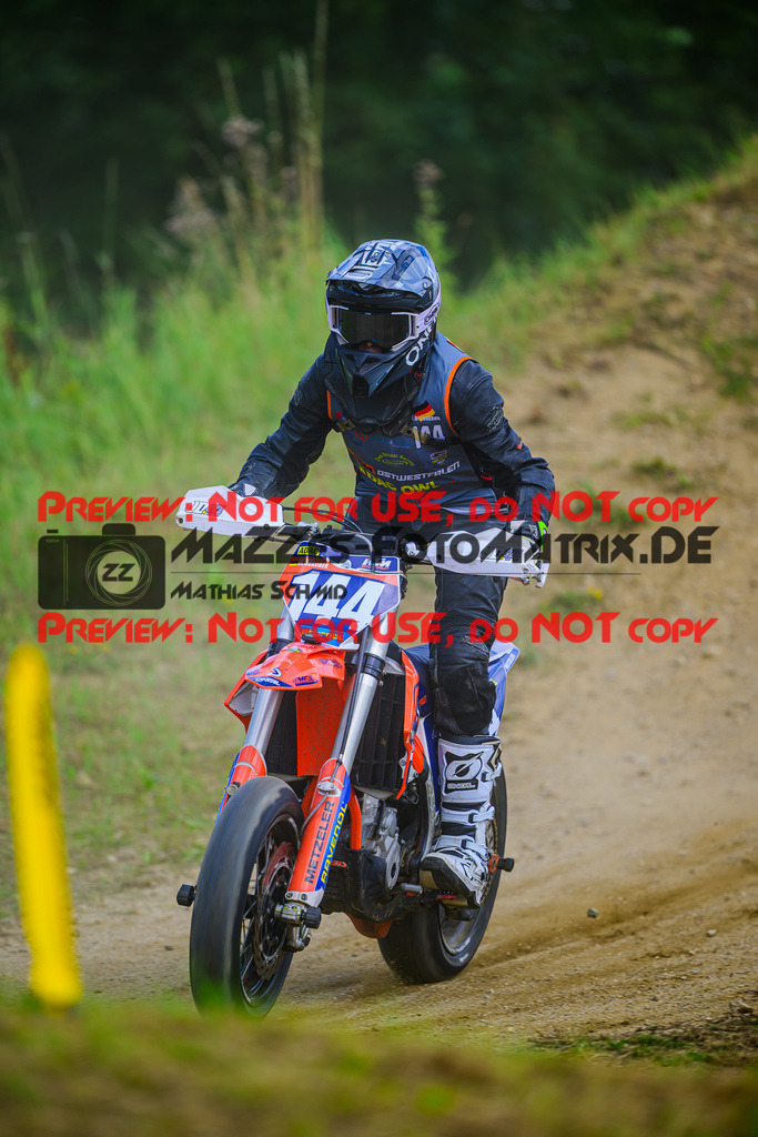 MaZZes_FotoMatrix_240713_6007705_9968 | S3