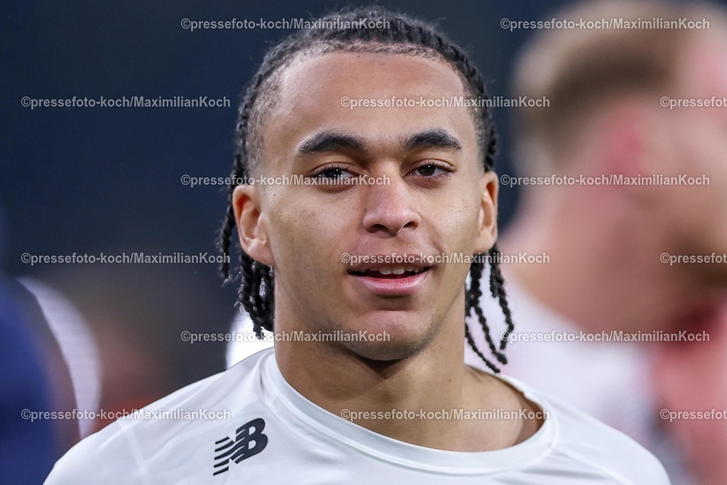 UCL04032502237 | 04.03.2025, Fußball, UEFA Champions League, Borussia Dortmund - OSC Lille, Signal Iduna Park, Runde der 16, Saison 2024 2025: Ethan Mbappe (LOSC Lille #29) Kopf Kopfbild