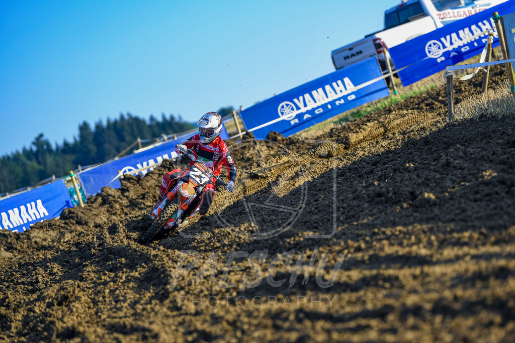 MX2 (11) | Paeschuphoto Shop - Wer nicht sucht der auch nicht findet.Ob Motocrossbilder oder von einem besuchtem Spiel, Hauptsache Action. - Realisiert mit Pictrs.com