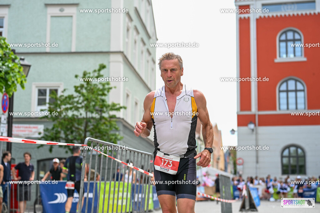 SZI_7842 | Stadttriathlon Erding 2025. #yourpictrs #sportshot_your_pictrs @Sportshotphotography #stadttriathlonerding Copyright: www.sportshot.de