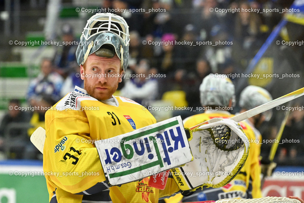EC IDM WÄRMEPUMPEN VSV vs. Vienna Capitals | #31 Evan Cowley Vienna Capitals, EC IDM WÄRMEPUMPEN VSV vs. Vienna Capitals, EC IDM WÄRMEPUMPEN VSV vs. Vienna Capitals am 16.11.2025 in Villach (Stadthalle Villach), Austria, (Photo by Bernd Stefan)