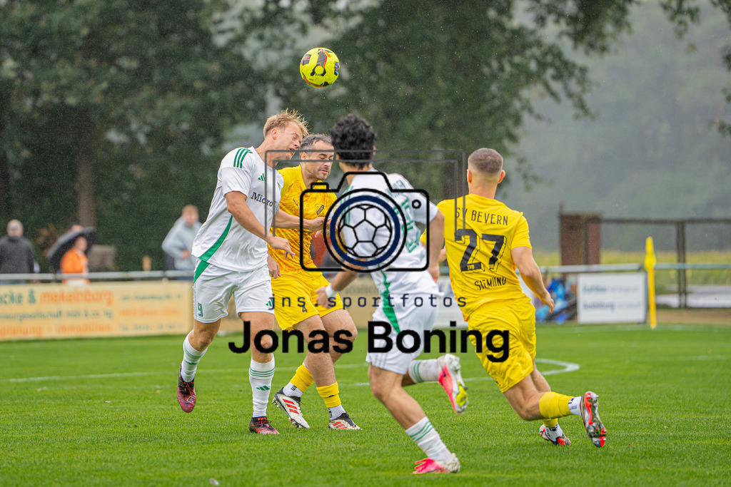 Fußball I Herren I Saison 2026-2027 I Landesliga Weser-Ems I 5. Spieltag I SV Bevern - SV GW Mühlen I 1421 | jns.sportfotos - Realisiert mit Pictrs.com