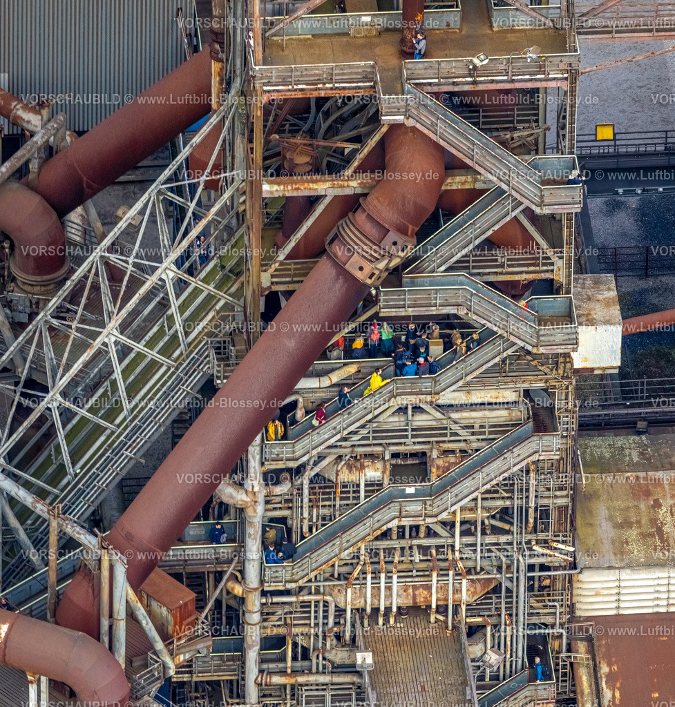 Duisburg240304832 | Luftbild, Landschaftspark Duisburg-Nord, Industrieanlage und Freizeitpark, Detailaufnamhe mit Besuchern, Obermeiderich, Duisburg, Ruhrgebiet, Nordrhein-Westfalen, Deutschland, Duisburg-N