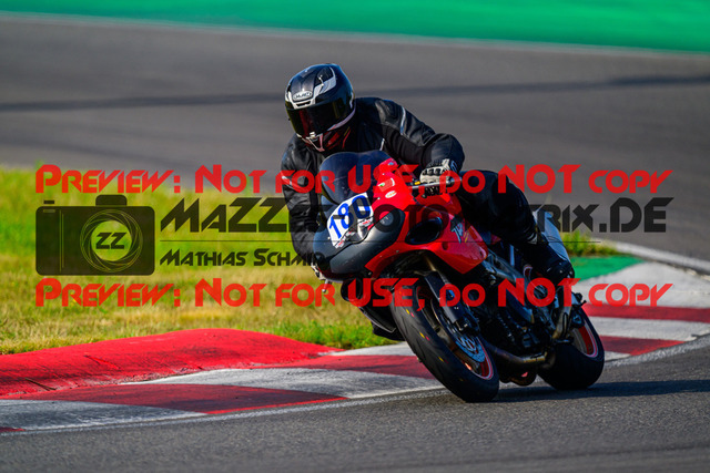 MaZZes_FotoMatrix_240725_6007705_7730 | ROT