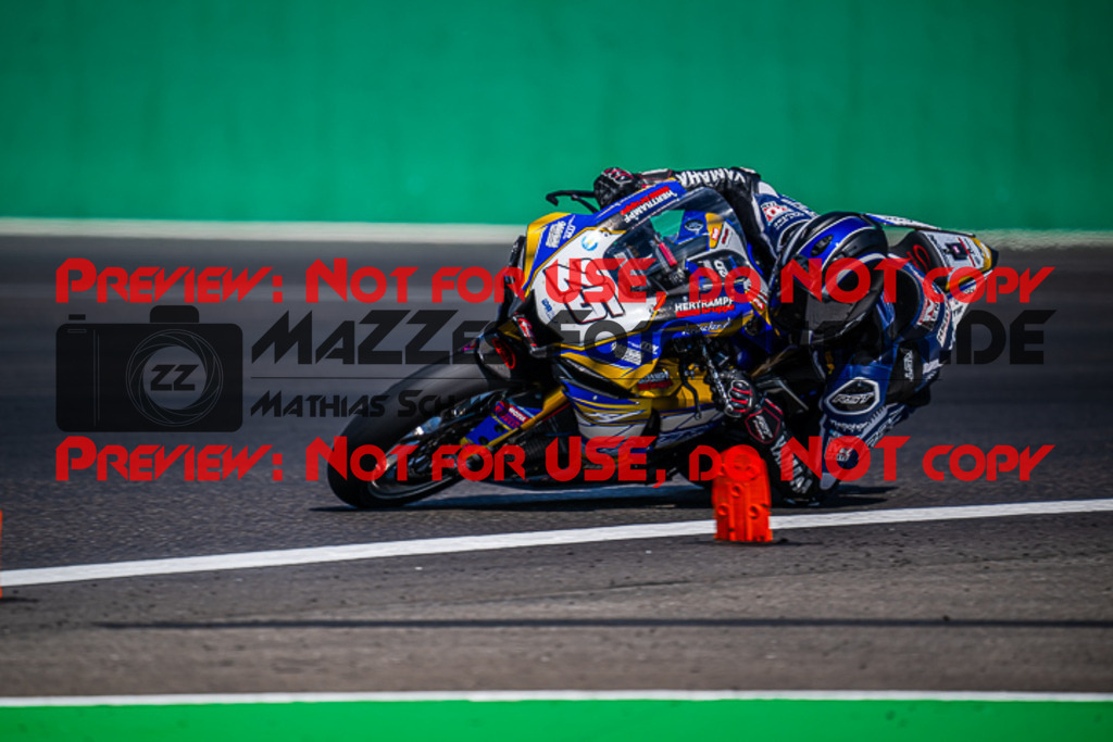 MaZZes_FotoMatrix_220507_96439 | Fotograf Mathias Schmid
Sportfotograf,
Eventfotograf,
Hochzeitsfotograf,
Portraitfotograf