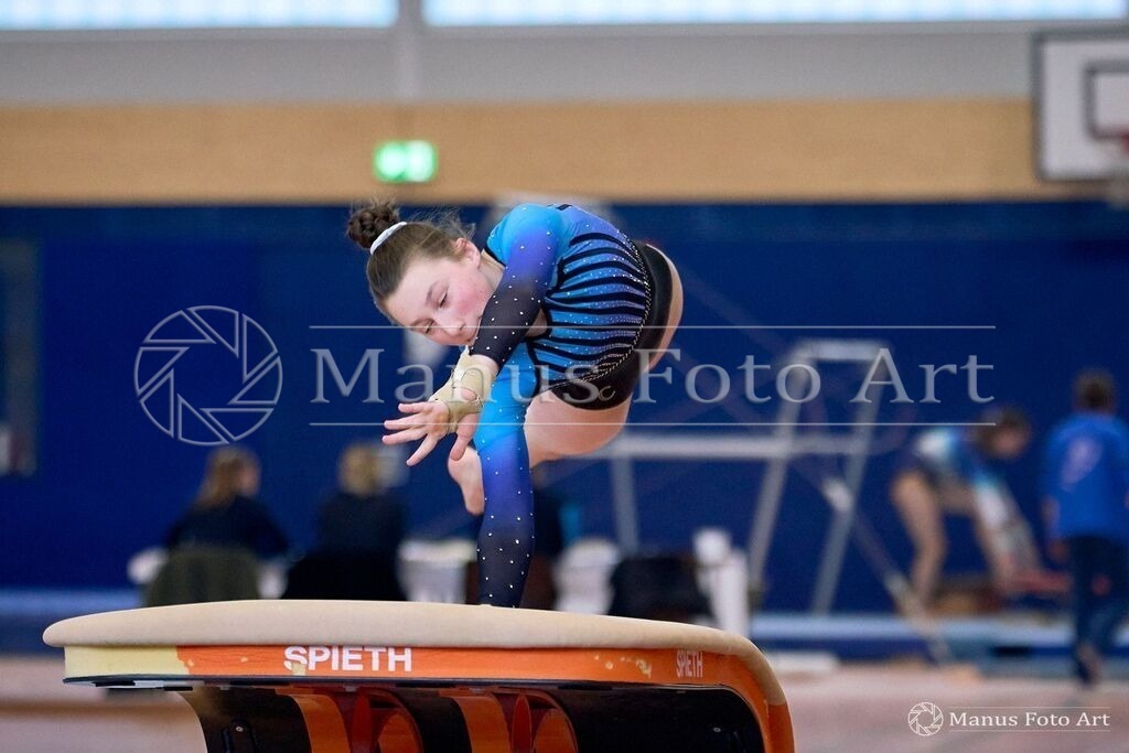 2024-04-30-1-1-C-DSC03625 | Professionelle Sportfotografie in Hamburg, Schleswig-Holstein und Niedersachsen – spezialisiert auf Rhönrad, Geräteturnen, Leistungsturnen und rhythmische Sportgymnastik. Bundesweite Begleitung von Rhönrad-Events. Jetzt Sport-Fotos - Realisiert mit Pictrs.com