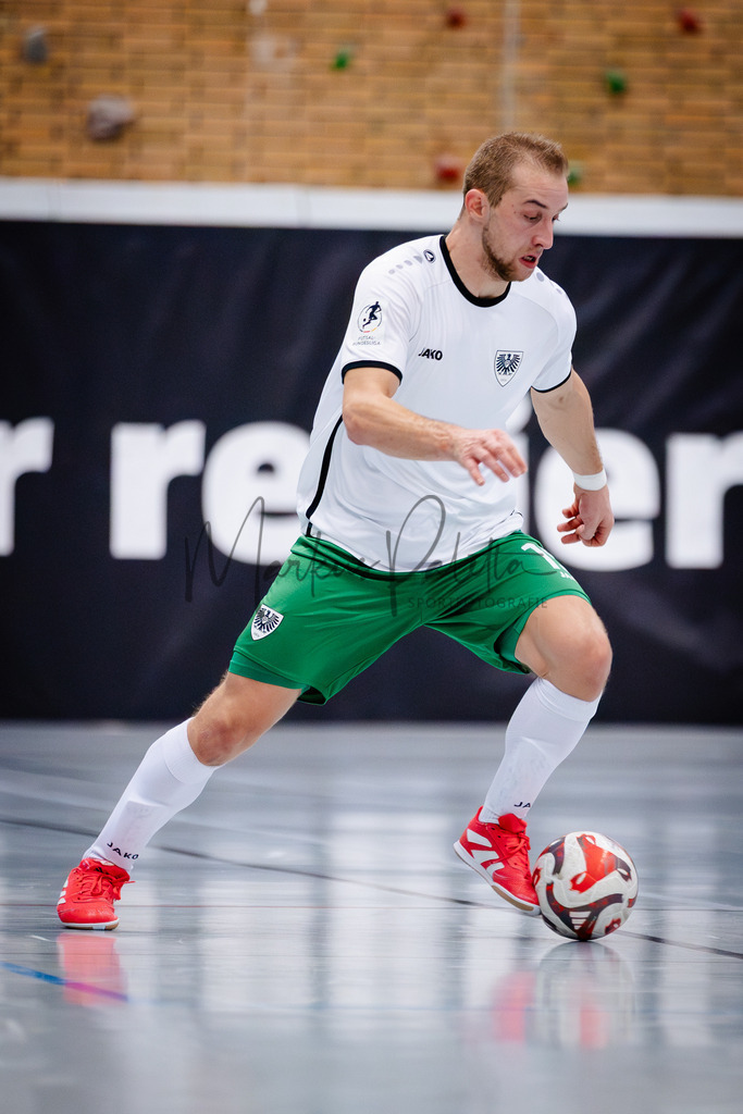 Futsal-Bundesliga, Saison 2025/2026, 9. Spieltag: SC Preußen Münster - YB Balkan Pfarrkirchen | Futsal-Bundesliga, Saison 2025/2026, 9. Spieltag, SC Preußen Münster empfängt YB Balkan Pfarrkirchen in der Universitäts-Sporthalle in Münster. Foto: sportfotografie.ms | Markus Paletta - Realisiert mit Pictrs.com