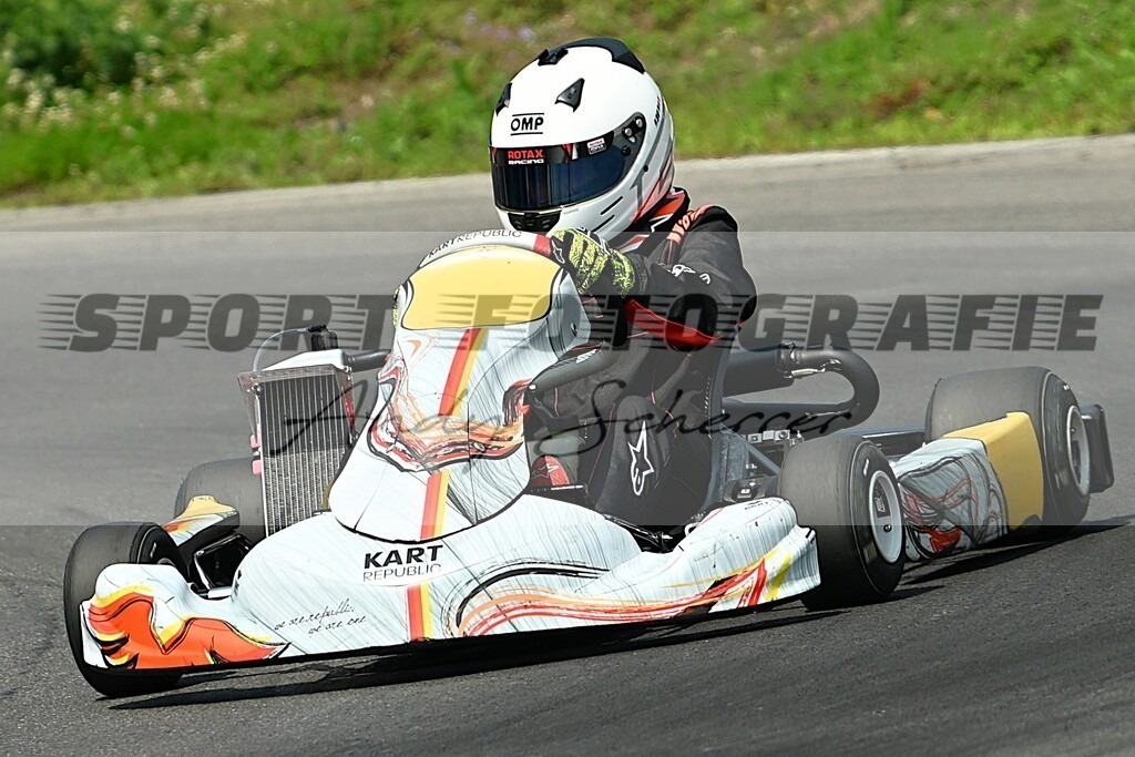 aDSC_9740 | Kaufen Sie Sportbilder im Onlineshop von Andy Scherrer Sportfotografie. Faszinierende Bilder von Sportevents aus der ganzen Schweiz. Fussball, Frauenfussball, Unihockey, Handball, Schwingen und weiteren Sportarten. - Realisiert mit Pictrs.com