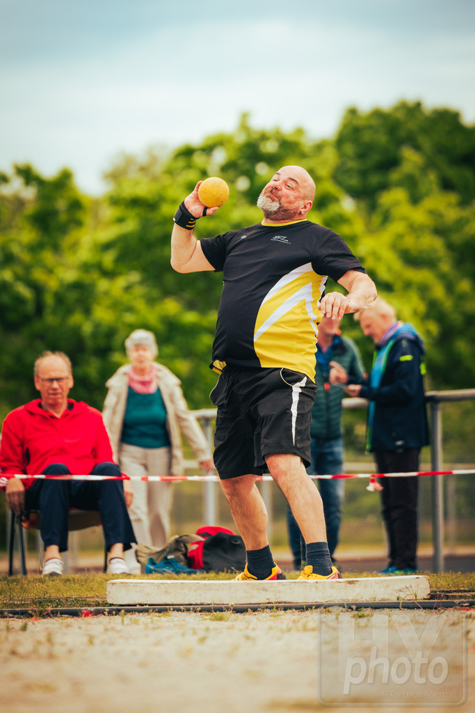 GM_20250510_Canon EOS R5_GMHY0939_sRGB | Werfertag 2025 Sportforum Hoyerswerda - Kugelstoßen - Realisiert mit Pictrs.com
