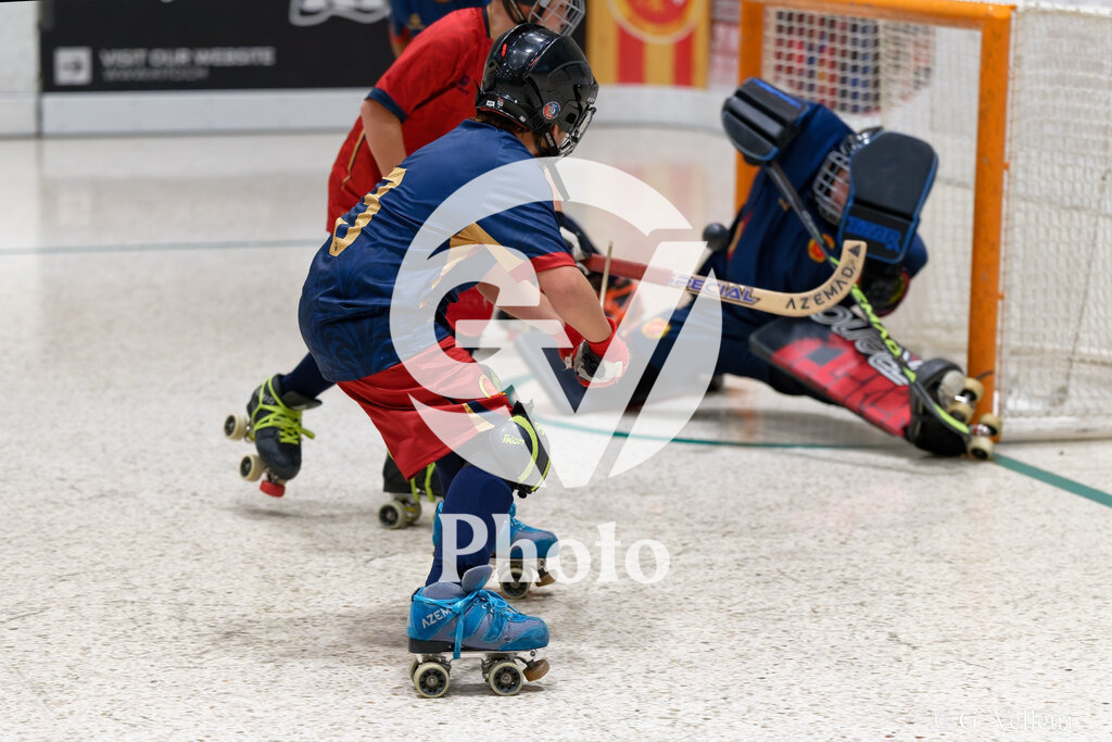 U13  - Geneve RHC v HC Munsingen W  |  during the U13  match between Geneve RHC and HC Munsingen W  at Centre sportif de la queue d'arve in Geneve, Switzerland