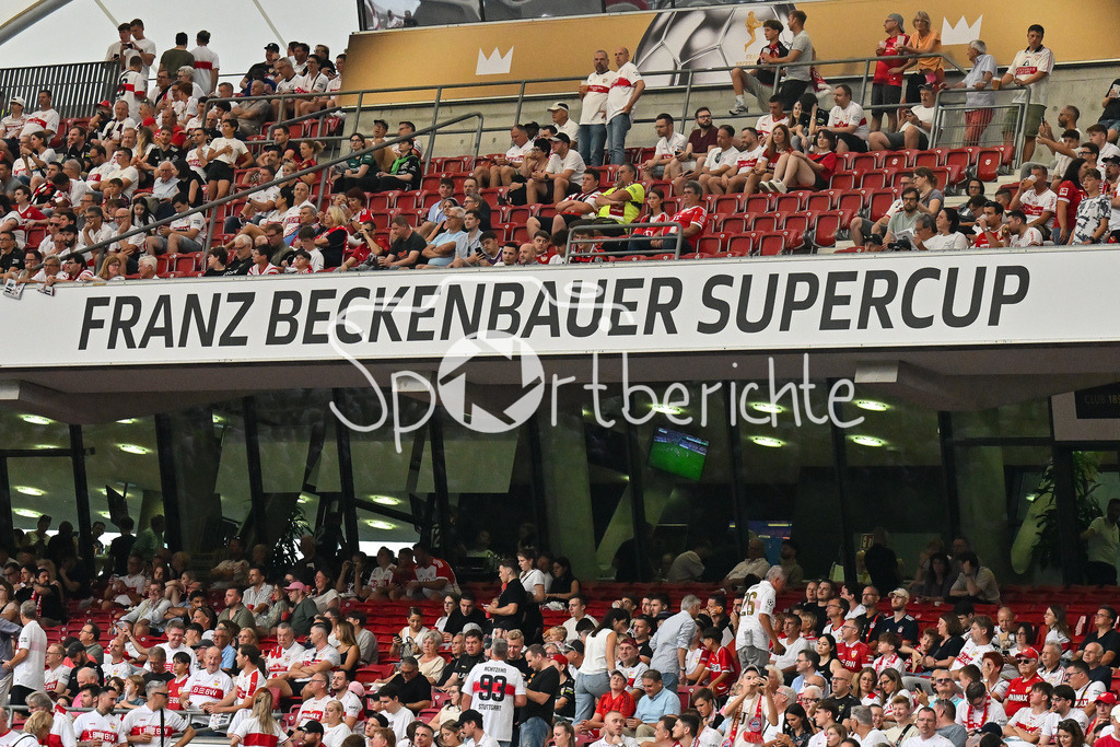 VfB Stuttgart - FC Bayern München | Der Franz Beckenbauer Supercup findet dieses Jahr zum ersten mal statt / Franz-Beckenbauer Supercup: VfB Stuttgart - FC Bayern München; MHP Arena am 16.08.2025