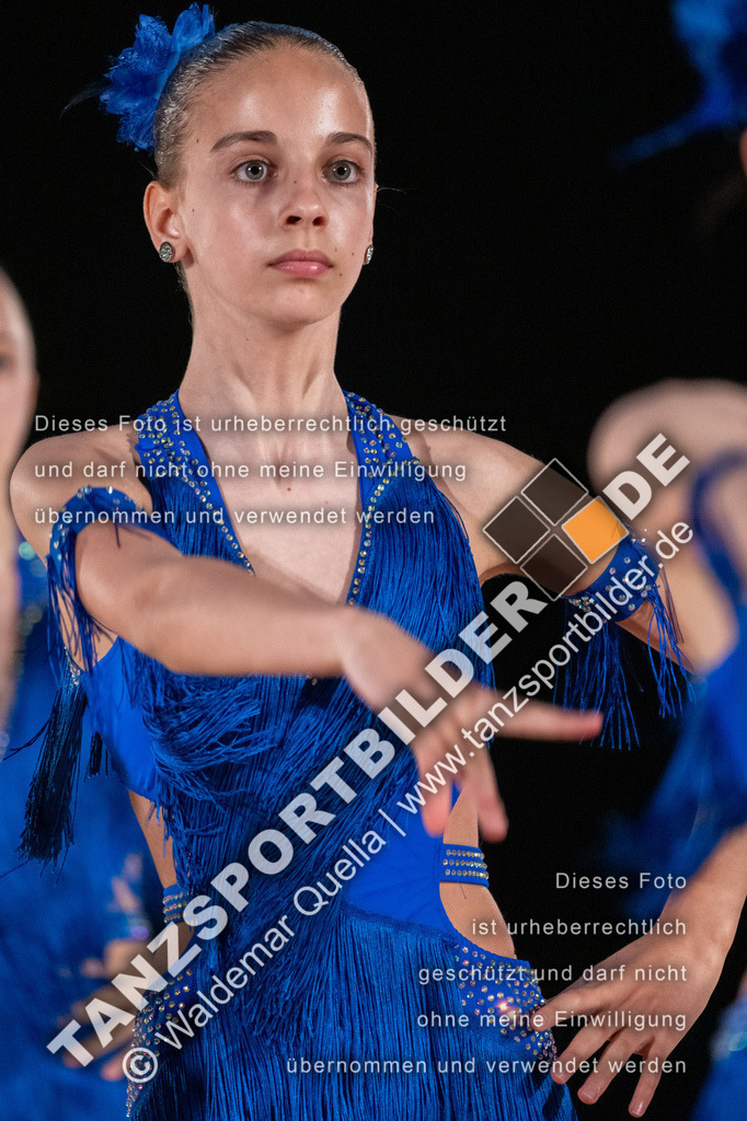 20250504-01228 | Hier finden Sie Tanz Bilder vom Latein und Standard Formationen tanzen. Sportbilder vom Tanzsport. Schöne Fotos und von Weltmeisterschaft, Europameisterschaft, Bundesliga, Regionalliga, Oberliga und Landesliga sowie von GOC Stuttgart, DanceComp, WM Bremen