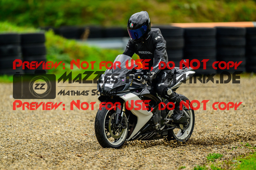 MaZZes_Fotomatrix_20241002_6007705_5547 | Fotograf Mathias Schmid
Sportfotograf,
Eventfotograf,
Hochzeitsfotograf,
Portraitfotograf