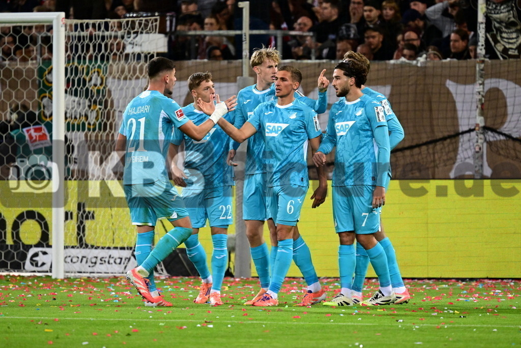 KBS Picture_FCStPauli-Hoffenheim_017 | Hoffenheim Torjubel zum 3: 0 Torschuetze ist Proemel Grischa (TSG Hoffenheim) ,Sportplatz :  Millerntor Stadion, - Realisiert mit Pictrs.com