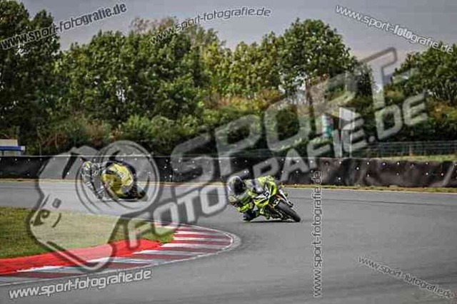 pubi3842 | Professionelle Fotos von Sportveranstaltungen, aber auch Hochzeiten und anderen Events. - Realisiert mit Pictrs.com