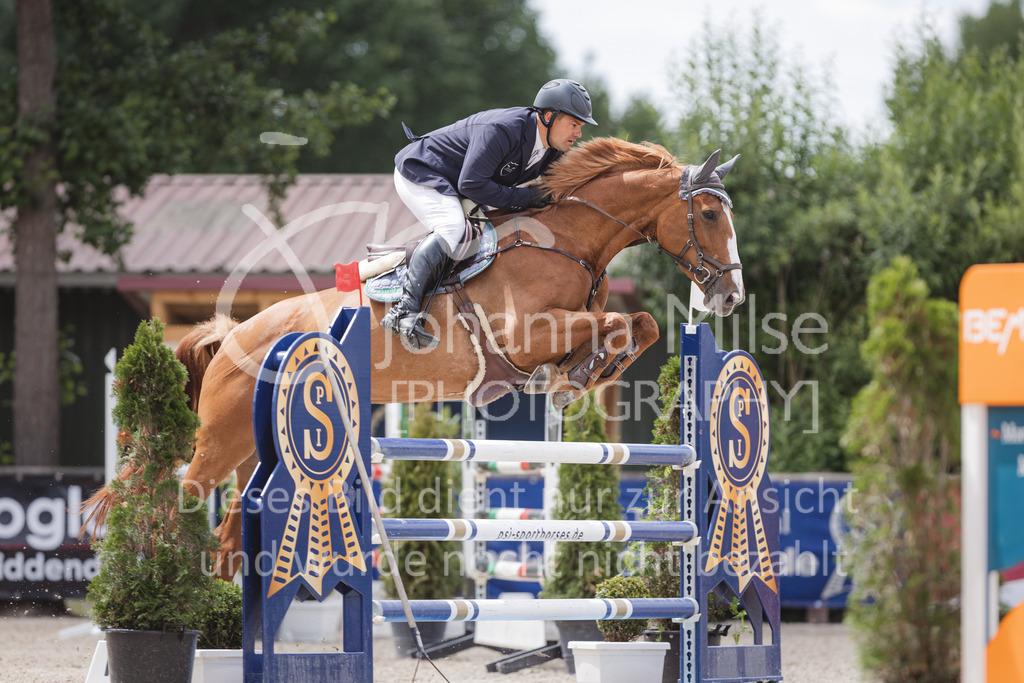 220614_Mühlen_SprPfM-604 | Late Entry Mühlen
Springprüfung Kl.M* 6-8j. Pferde gl. Einlaufprüfung für 6j. Pferde
14.06.2022