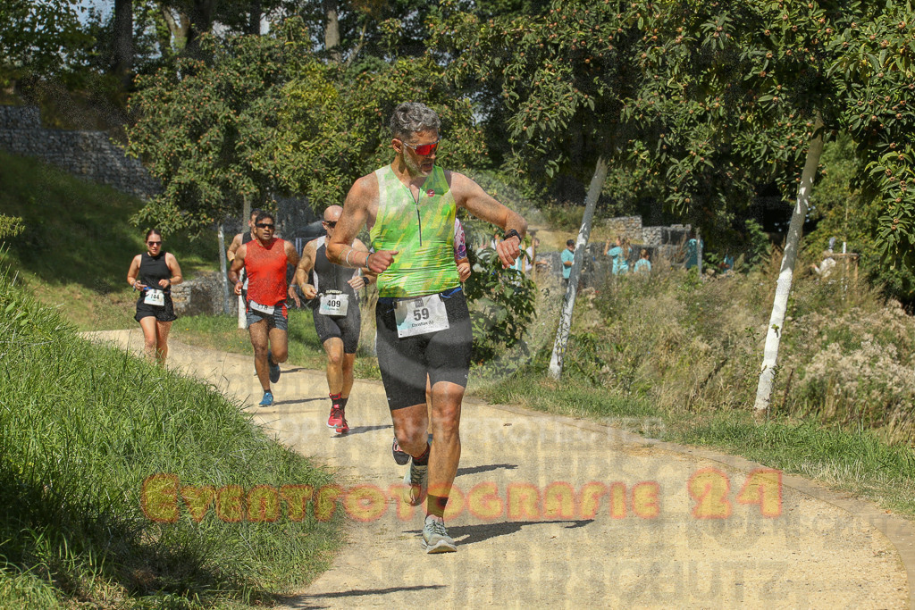 250824_1233_EX1_9718 | Sportfotografie im Rhein-Sieg Kreis, Köln, Bonn, NRW, Rheinland Pfalz, Hessen, etc. Unser Tätigkeitsfeld umfasst den Laufsport vom Volkslauf über den Marathon, Duathlon, Triathon bis zum Ultralauf wie Kölnpfad Ultra oder Schindertrail.