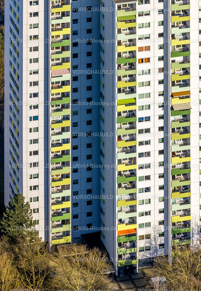 Hagen250303172 | Luftbild, Hochhaus Wohnsiedlung Pappelstraße mit farbigen Balkonen, Formen und Farben, Boele, Hagen, Ruhrgebiet, Nordrhein-Westfalen, Deutschland