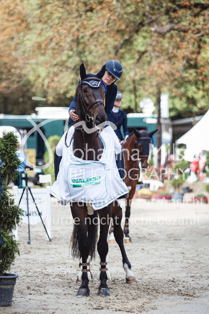 240914_OWLCh_Amateur_Siegerehrung-655 | Deine schönsten Turniermomente als professionelle Fotos! Entdecke hochwertige Pferdesport-Fotografie im Online-Shop. Jetzt Fotos finden & bestellen!
