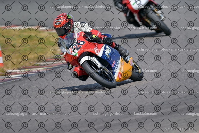 25bt04-1277 | markuskiefer.com - Realisiert mit Pictrs.com