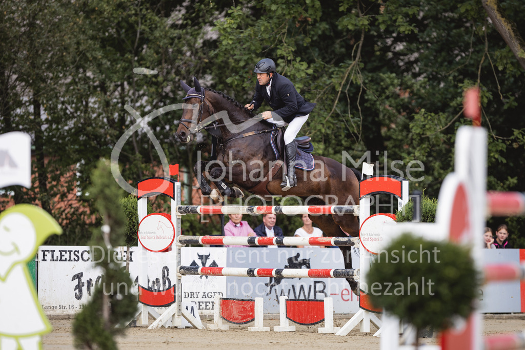 230827_Delbrueck_GrosserPreis-570 | Deine schönsten Turniermomente als professionelle Fotos! Entdecke hochwertige Pferdesport-Fotografie im Online-Shop. Jetzt Fotos finden & bestellen!