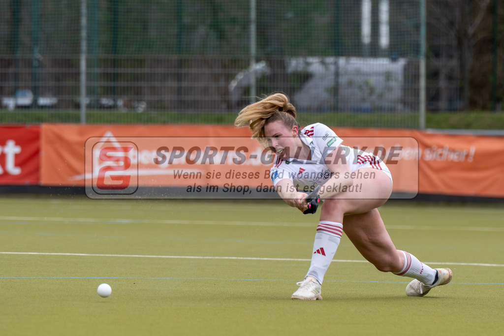 SFE_20260321_0067 | Köln, Deutschland, 21.03.26: Feldhockey 1. Bundesliga Damen zwischen Rot-Weiss Köln - Bremer HC im REWE Sportpark am 21.03.2026 in Köln, Deutschland. (Foto von Stephan Fehrmann)Köln, Germany, 21.03.26: Feldhockey 1. Bundesliga Damen between Rot-Weiss Köln - Bremer HC in REWE Sportpark at 21.03.2026 in Köln, Deutschland. (Foto from Stephan Fehrmann)
