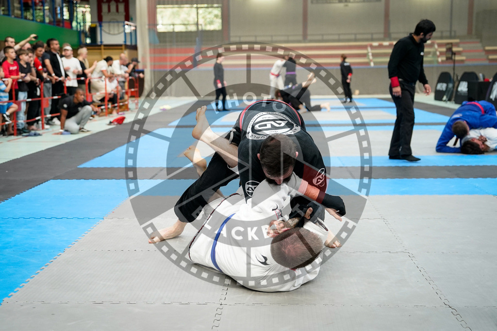 20250920PBB1811 | Athletes compete during the AJP Tour Hamburg International Jiu-Jitsu Championship, on September 20, 2025 in Hamburg, Germany. © Chiara Dazi / photoblackbelt