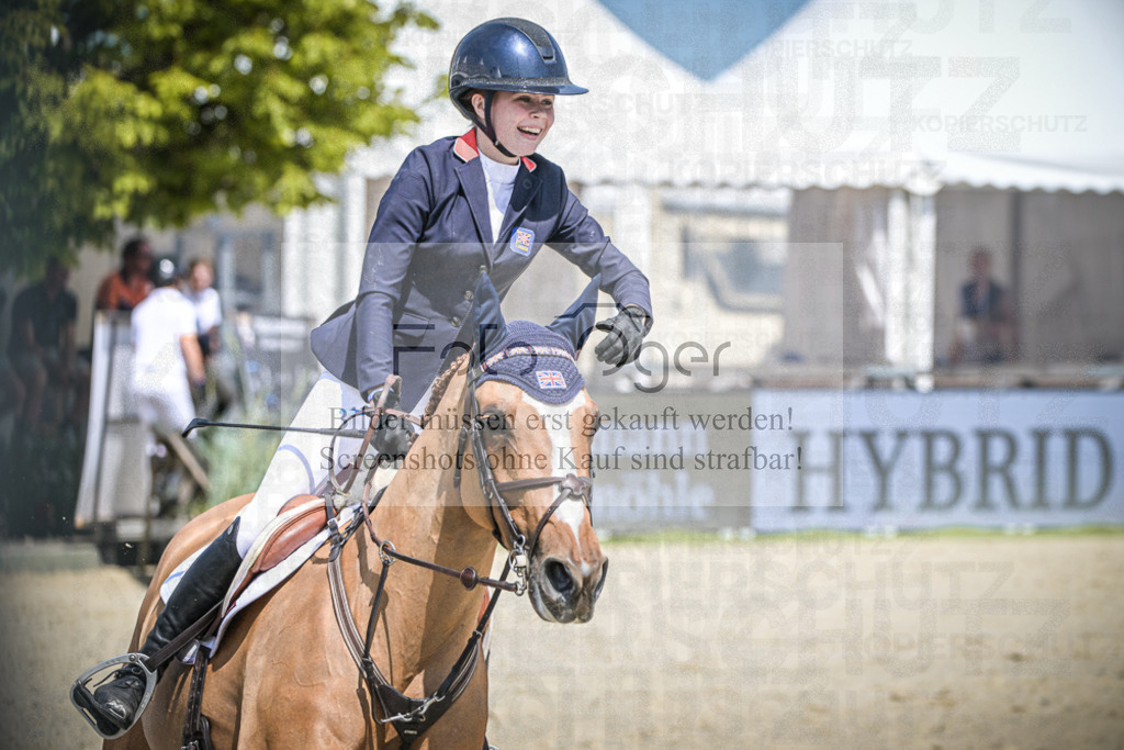 DOS_1851 | Entdecke hochwertige Reitturnierfotos von Foto Oger. Professionell, emotional und authentisch – jetzt Lieblingsmomente im Shop bestellen.Deutschlandweite Turnierfotografie. - Realisiert mit Pictrs.com