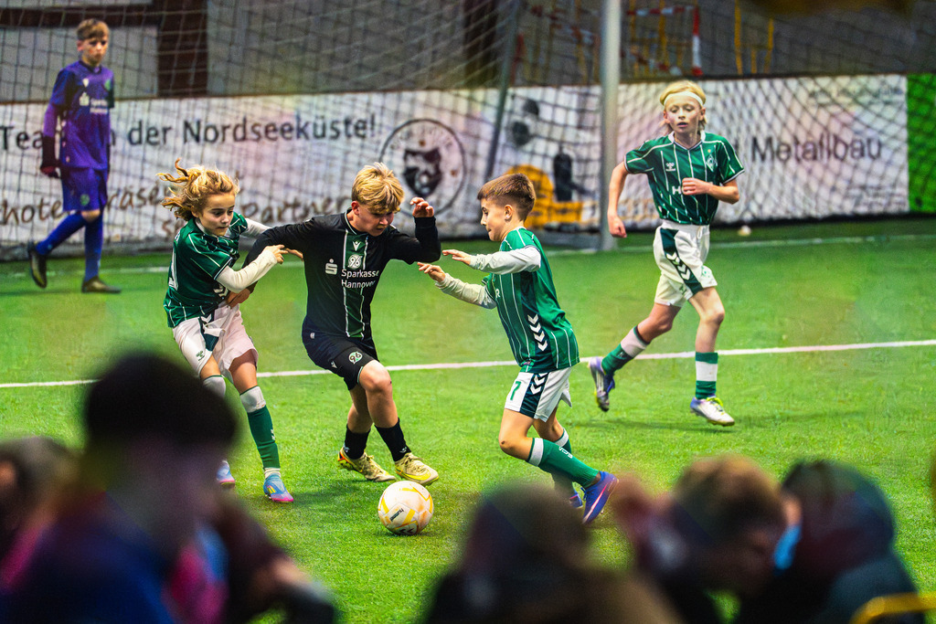 _BLR8441 | Professionelle Fußball- und Sportfotografie. Spielbilder online ansehen und kaufen – Einzelbilder oder komplette Galerien in hoher Qualität. - Realisiert mit Pictrs.com