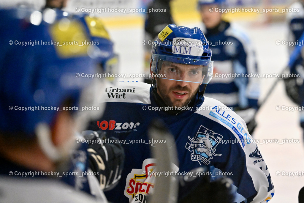 ESC Steindorf vs. ESV Ferlach | #12 Petrik Benjamin ESC Steindorf, ESC Steindorf vs. ESV Ferlach, ESC Steindorf vs. ESV Ferlach am 19.10.2024 in Steindorf (Ossiachersee Halle), Austria, (Photo by Bernd Stefan)