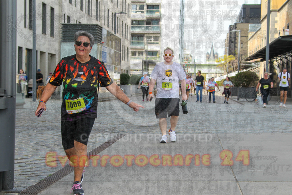250920_1347_EV4_6669 | Sportfotografie im Rhein-Sieg Kreis, Köln, Bonn, NRW, Rheinland Pfalz, Hessen, etc. Unser Tätigkeitsfeld umfasst den Laufsport vom Volkslauf über den Marathon, Duathlon, Triathon bis zum Ultralauf wie Kölnpfad Ultra oder Schindertrail.