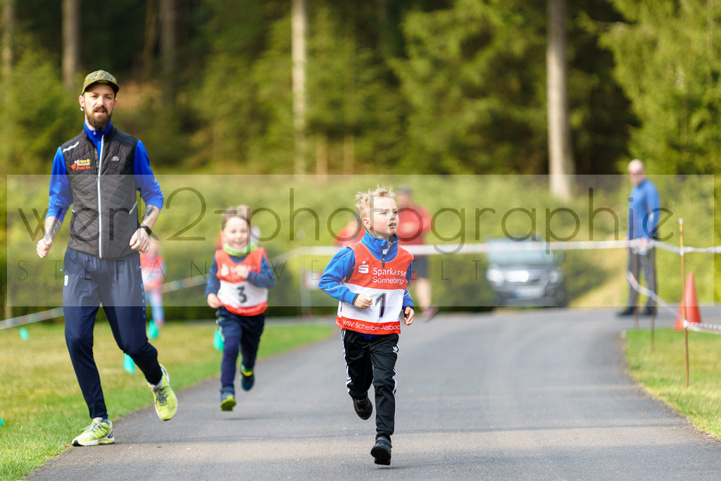 Eröffnungs-Cross Scheibe-Alsbach | werk2-photographie oder werk2 ist ein Fotograf in 98724 Neuhaus am Rennweg (Neuhaus/Rwg.) Thüringen für Eventfotografie, Hochzeiten, Sportereignisse oder Sportevents und ist auch mal für den FineArt-Print unterwegs auf der Suche nach dem besten Licht.