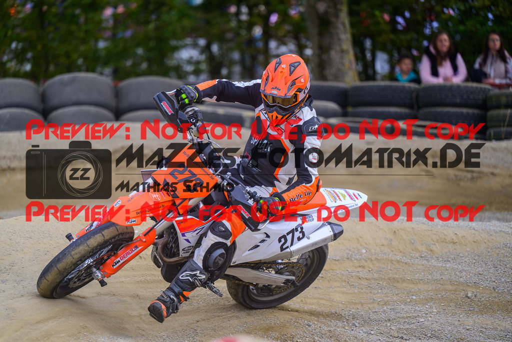 MaZZes_Fotomatrix_20241006_6021986_2105 | SENIOR