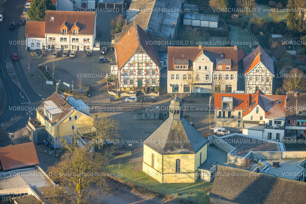 Hamm250200413Rhynern | Luftbild, Fachwerkhaus Lindenhof Hotel und Restaurant, evang. Kirche Rhynern Emmaus-Kirchengemeinde, Stadtbezirk Rhynern, Hamm, Ruhrgebiet, Nordrhein-Westfalen, Deutschland