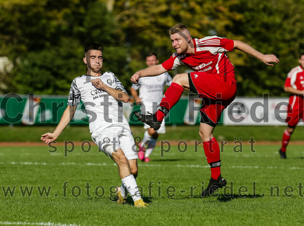 2023-09-09_107_FC_Herzogstadt_II_gegen_SG_Hoerlkofen_Woerth | Erding, Deutschland, 09.09.2023:
Fußball, A-Klassel 2023 / 2024, 6. Spieltag, FC Herzogstadt II gegen SG Hörlkofen/Wörth, Endergebnis: 1:2

Dominik Gumpp (SG Hörlkofen/Wörth, #4)

Foto: Christian Riedel / fotografie-riedel.net