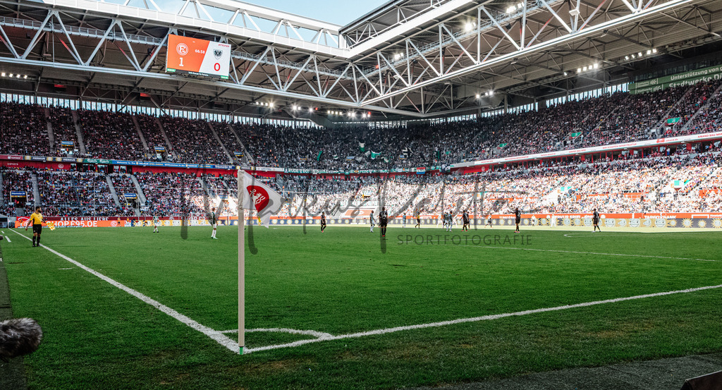 2. Bundesliga, Saison 2024/25, 28. Spieltag: Fortuna Düsseldorf - SC Preußen Münster | Düsseldorf, 05.04.2025: 2. Bundesliga, 28. Spieltag, Fortuna Düsseldorf gegen SC Preußen Münster in der Merkur Spiel-Arena in Düsseldorf. Foto: sportfotografie.ms | Markus Paletta - Realisiert mit Pictrs.com