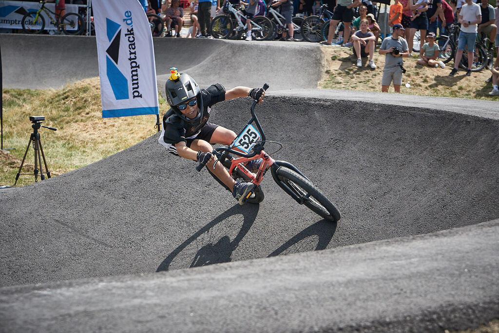 202506251-03 PM25 127@sebastiankopp | German Pumptrack Series - Realisiert mit Pictrs.com