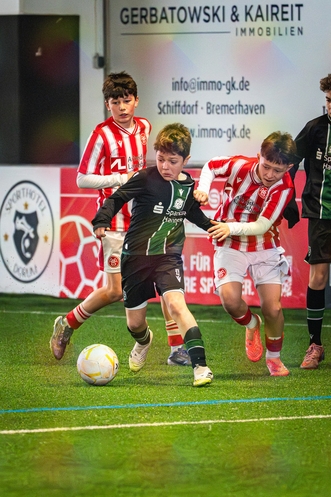 _BLR9399 | Professionelle Fußball- und Sportfotografie. Spielbilder online ansehen und kaufen – Einzelbilder oder komplette Galerien in hoher Qualität. - Realisiert mit Pictrs.com