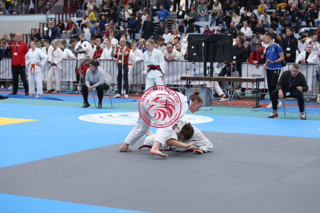 1J7A2615 | Fotos vom Adler Cup - Pictures from Adler Cup

Hier findet Ihr alle Eindrücke und großen Momente der Adler Cup Wochenenden. Here you will find all impressions and great moments of the Adler Cup weekends. - Realisiert mit Pictrs.com