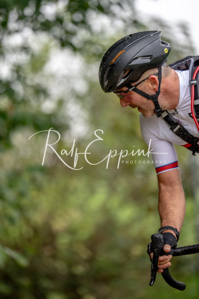 Ralf Eppink Photography 20251011_DSC00927 | Sportfotografie, Eventfotografie, Porträtfotografie, Radsport Fotograf, Triathlon Fotograf, Düsseldorf Fotograf, Köln Fotograf, Actionfotografie, Teamfotografie, Peoplefotografie, Business Portraits, Veranstaltungsfotografie, Reportagefotografie - Realisiert mit Pictrs.com