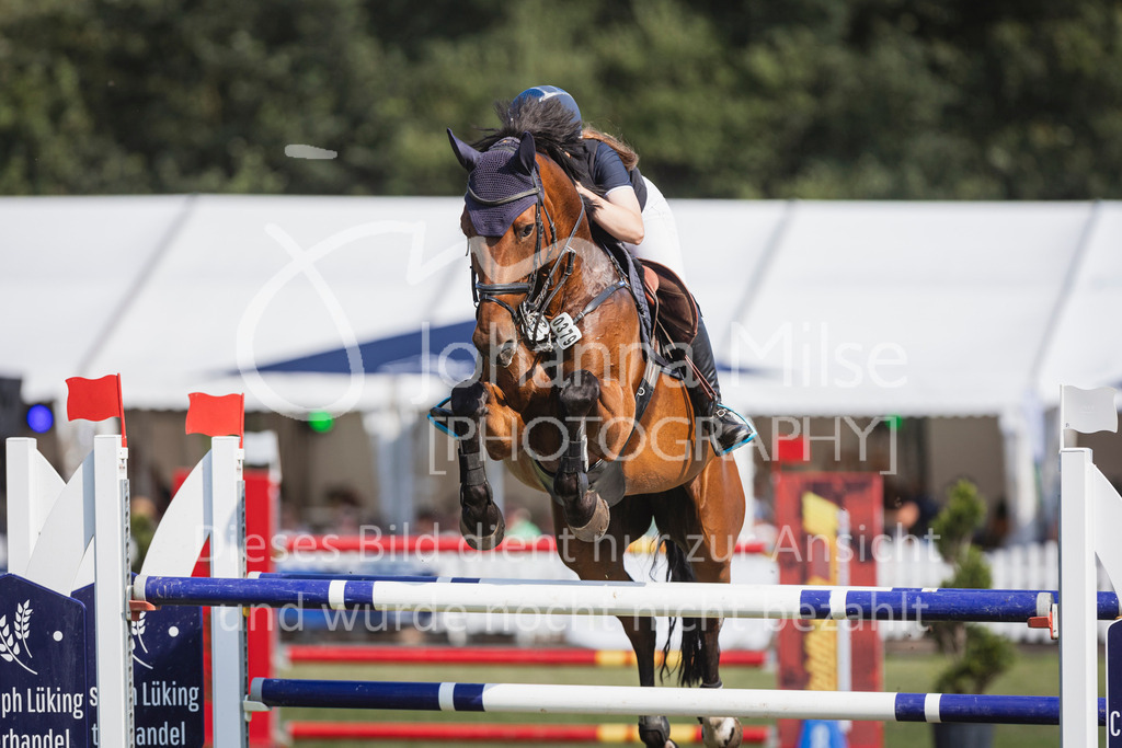240720_LC_M2-Spr-424 | Deine schönsten Turniermomente als professionelle Fotos! Entdecke hochwertige Pferdesport-Fotografie im Online-Shop. Jetzt Fotos finden & bestellen!