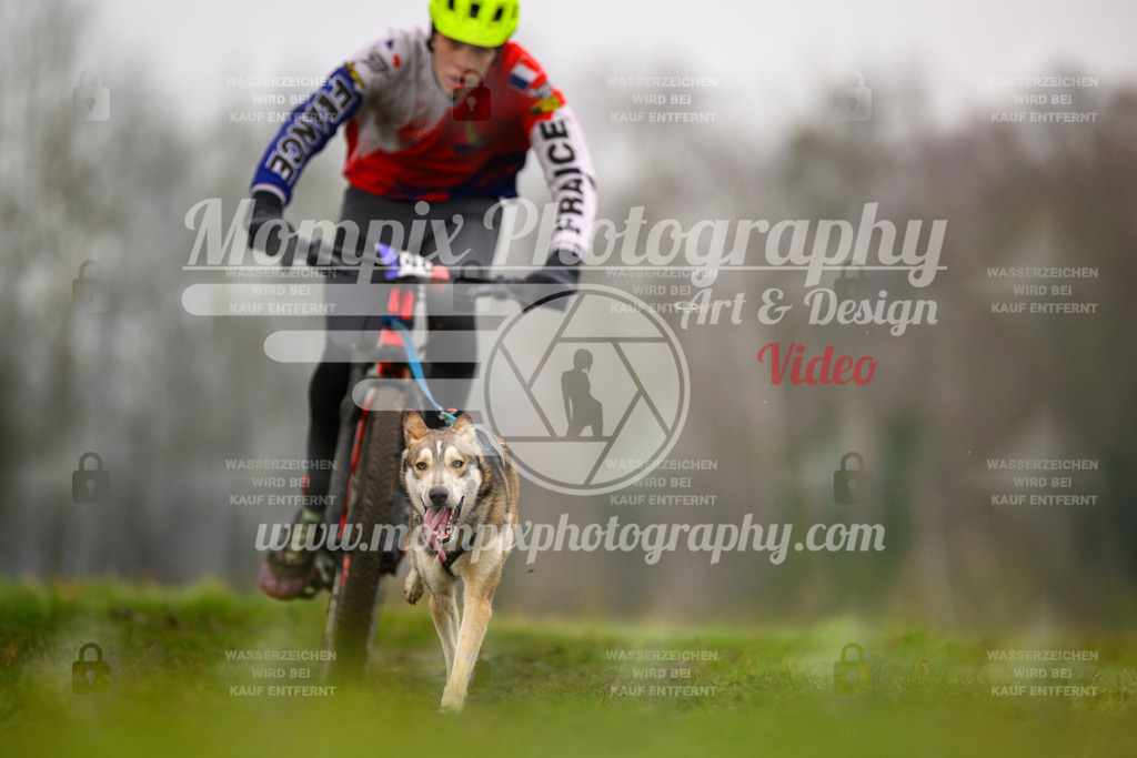 MompixPhotography_CDF2023_FFST_Di_Bike1-75 | PayLife