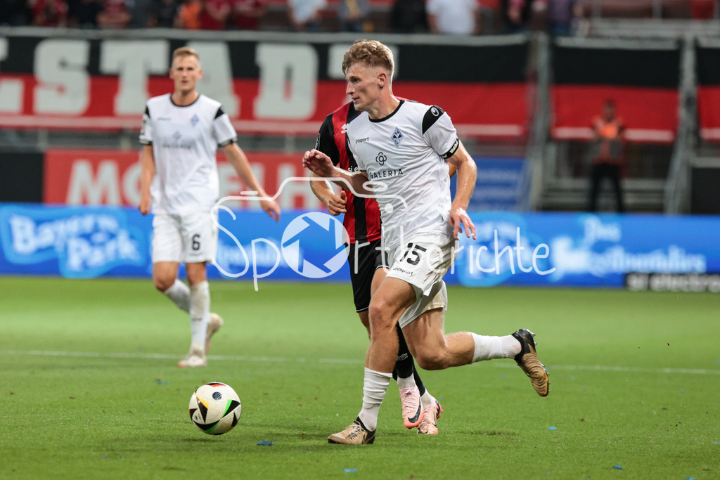 FC Ingolstadt - SV Waldhof Mannheim | am Ball Malte KARBSTEIN (Waldhof #15) / Duell